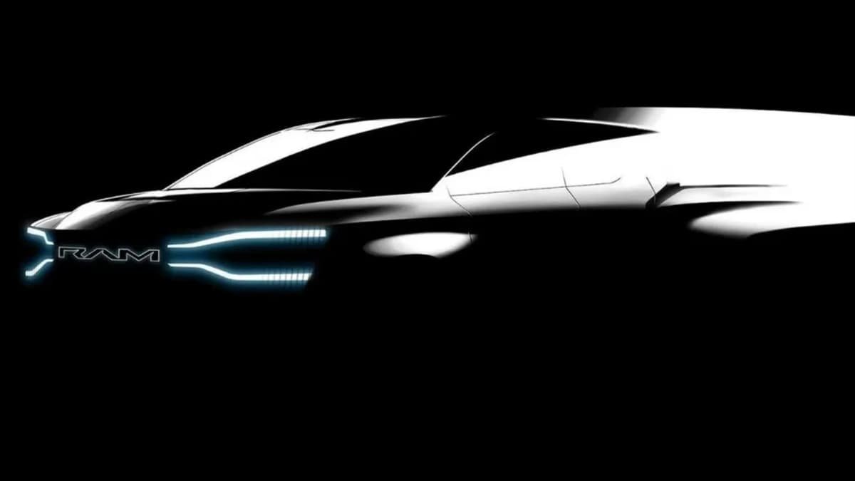Ram’s Toyota HiLux rival a step closer-0