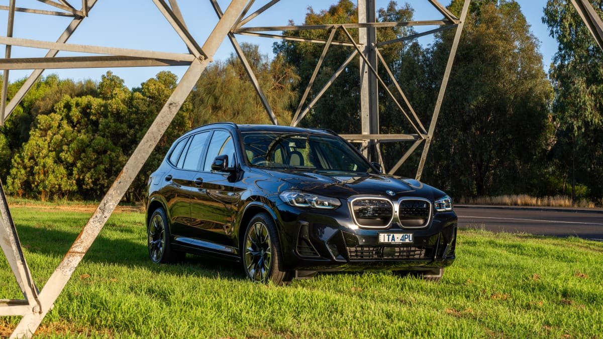Should I buy a 2022 BMW iX3 or a Mercedes-Benz EQC electric luxury SUV?-0