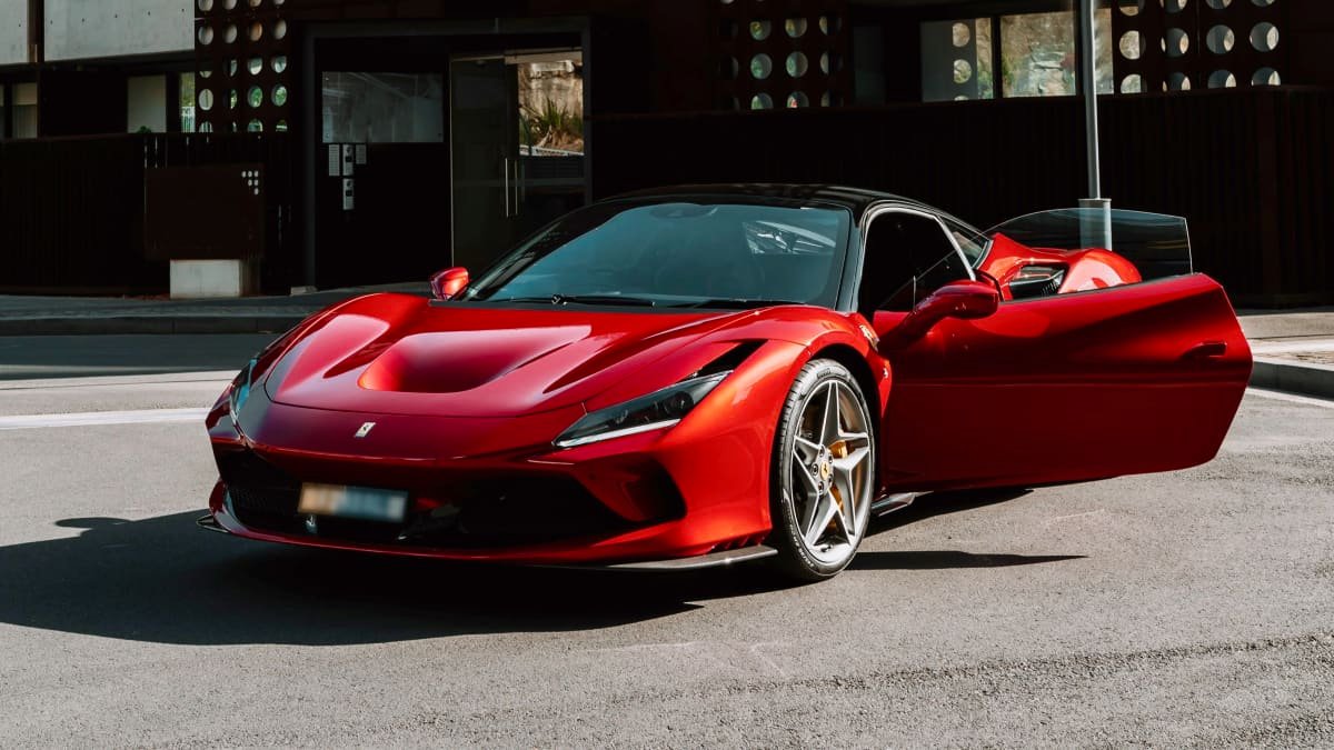 Staff thwart brazen theft of million-dollar Ferrari in Melbourne-0