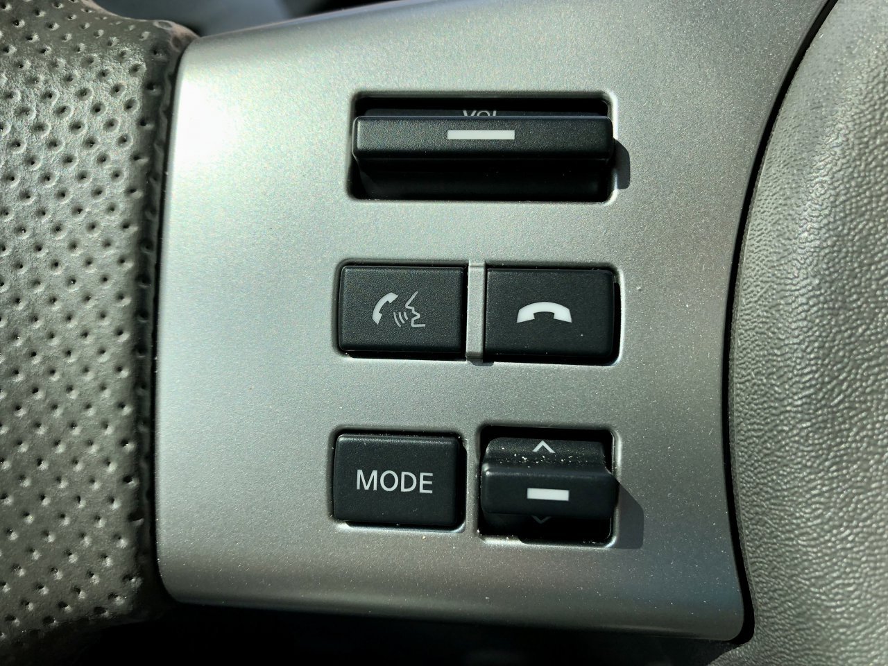 hands-free, Study links hands-free driving laws to reduction in highway deaths, ClassicCars.com Journal
