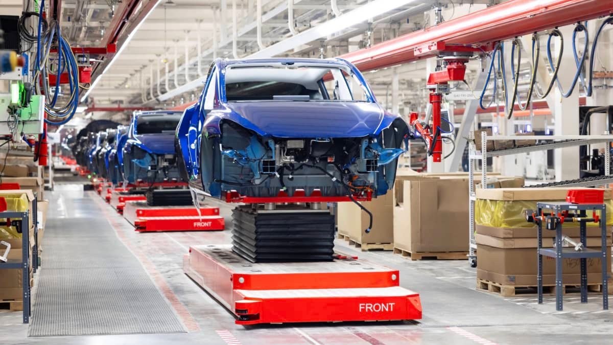 Tesla to open factory in Mexico – report