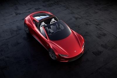 Targa top offers unlimited headroom