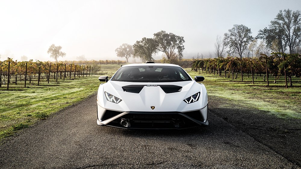 Lamborghini Huracán STO
