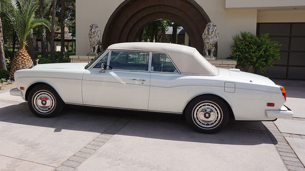 The 1994 Rolls-Royce Corniche owned by Roy Horn of Siegfried and Roy.