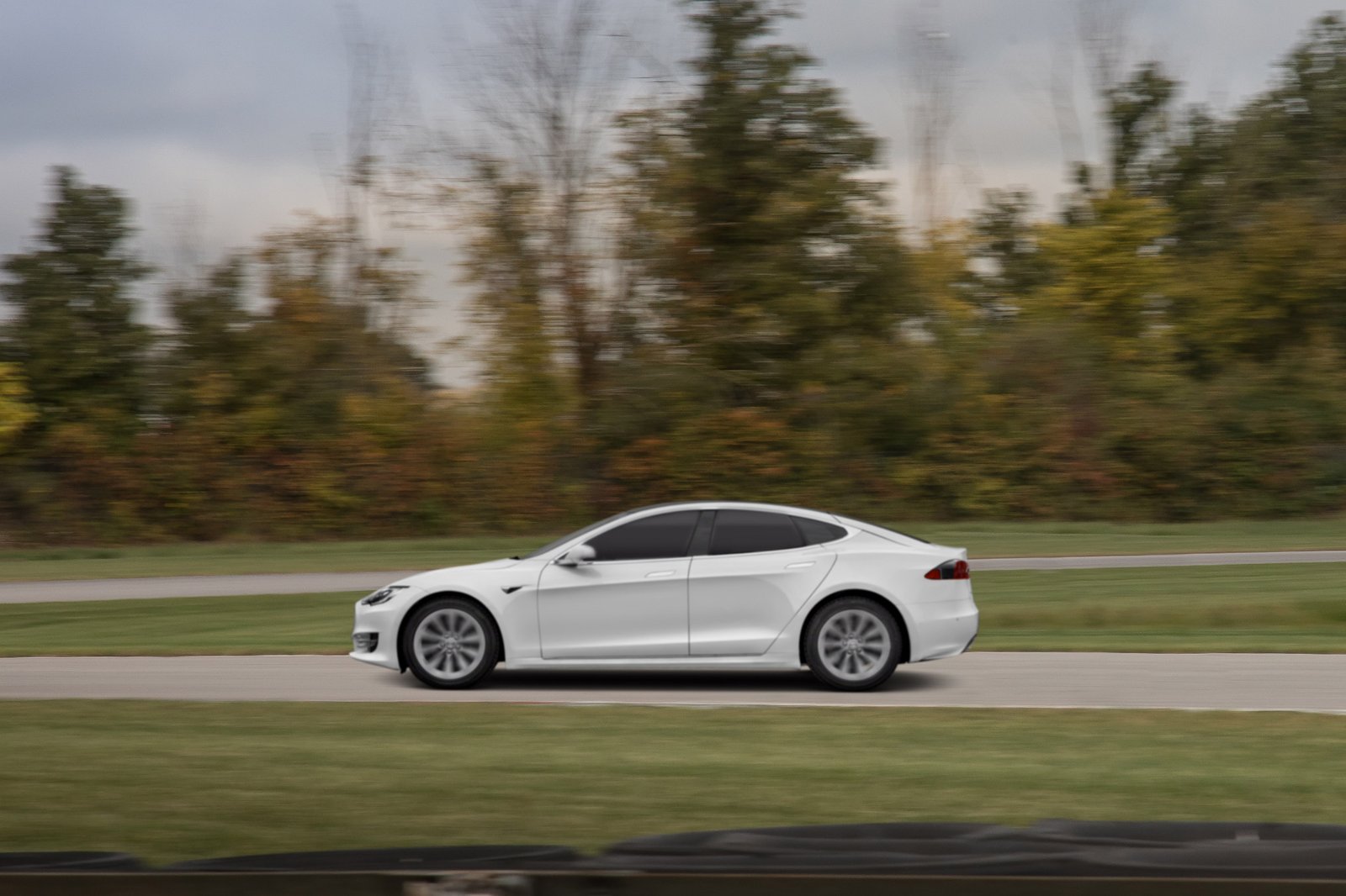 tesla-s-racetrack.jpg
