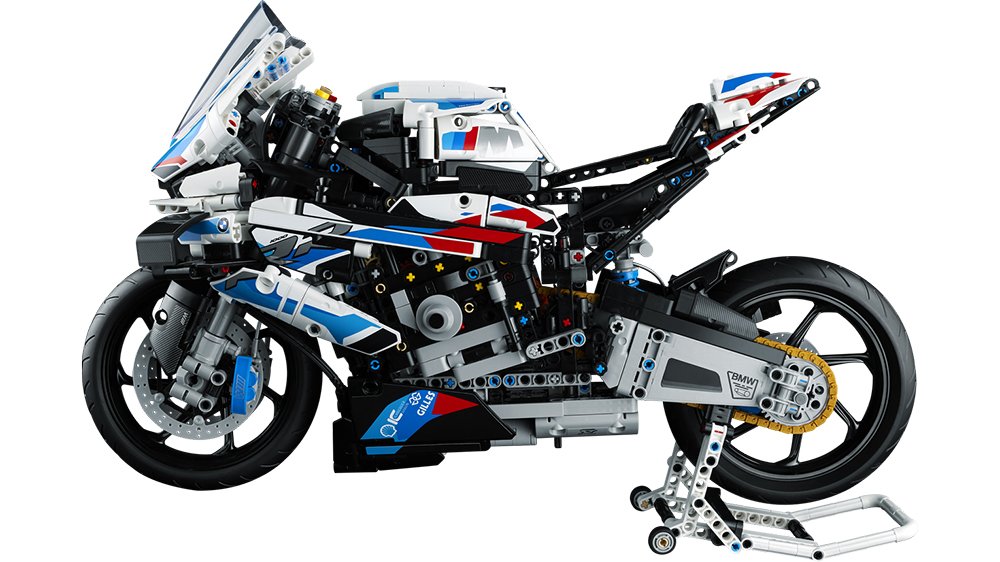 Lego Technic BMW Motorrad M 1000 RR motorcycle