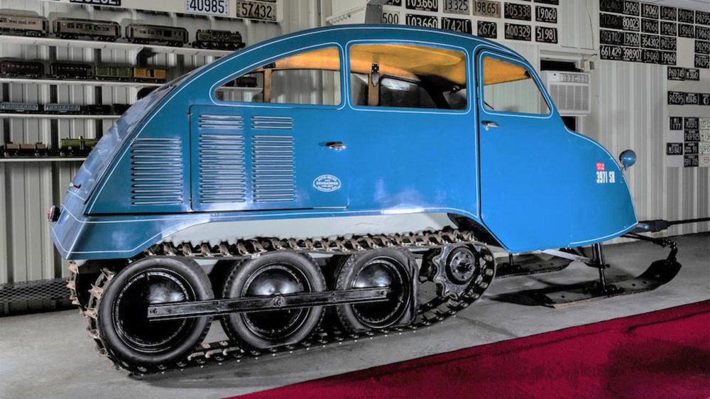 Bombardier B-7 seven-passenger snowmobile