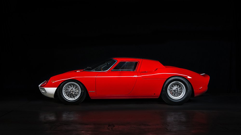 The 1964 Ferrari 250 LM from the side