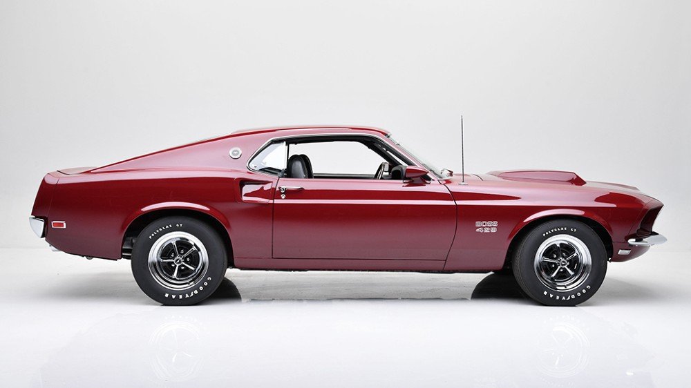 1969 Ford Mustang Boss 429 from the side