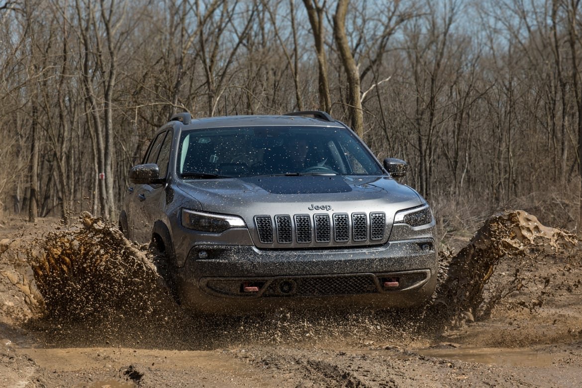 03-jeep-cherokee-trailhawk-2019-.jpg
