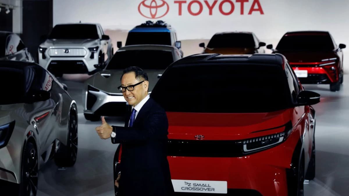 Toyota boss challenges California emissions plan, bans on new petrol car sales-0