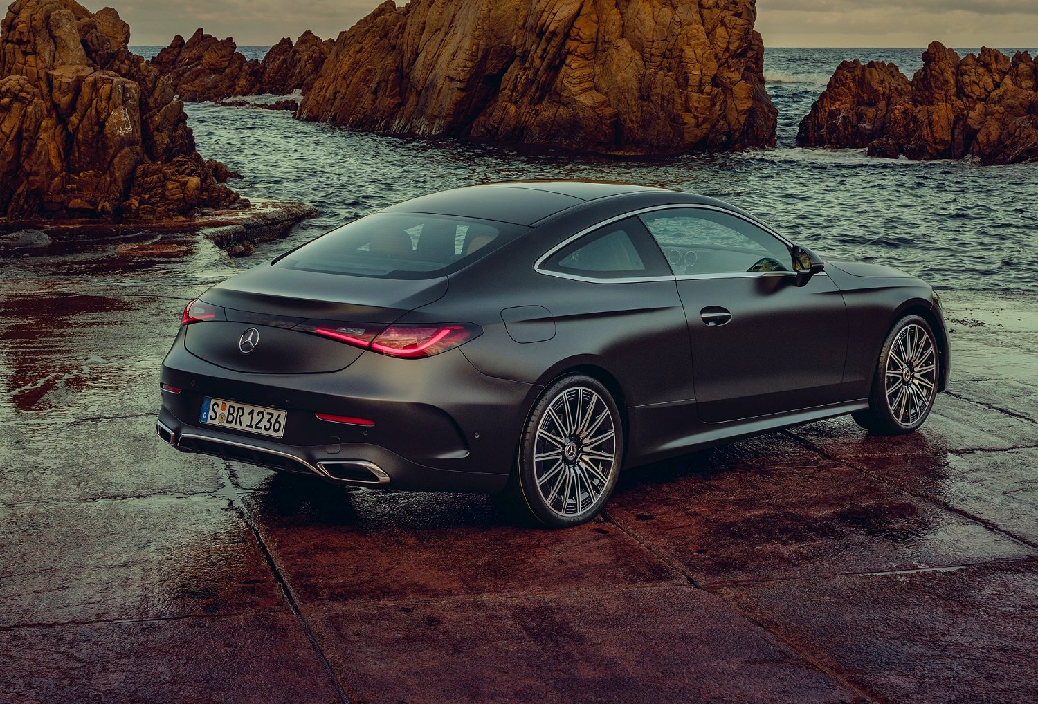 Mercedes-Benz showcases all-new CLE