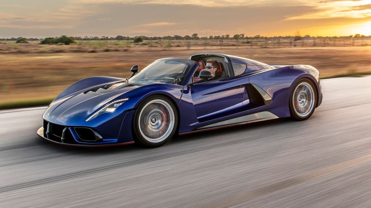 US supercar maker Hennessey plans 483km/h roadster-0