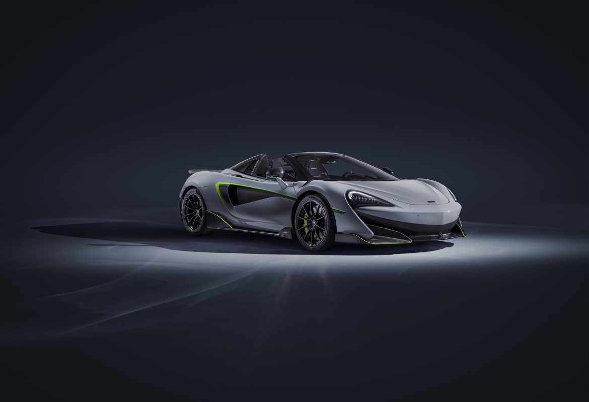 01-mclaren-600lt-spider--angle--black--exterior--front--green--s