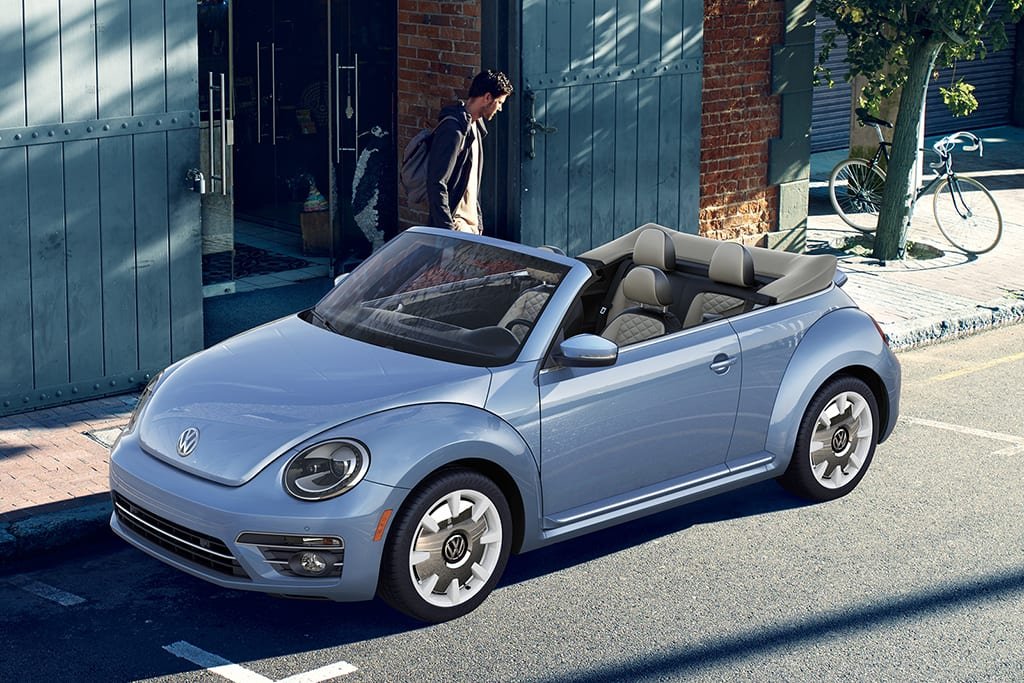 19_Volkswagen_Beetle_Final_Edition_2.jpg