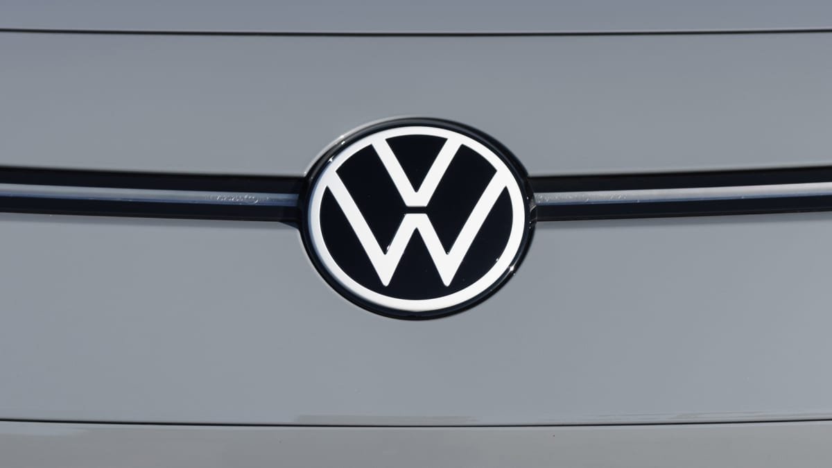Volkswagen to axe petrol and diesel engines in Europe by 2033-0