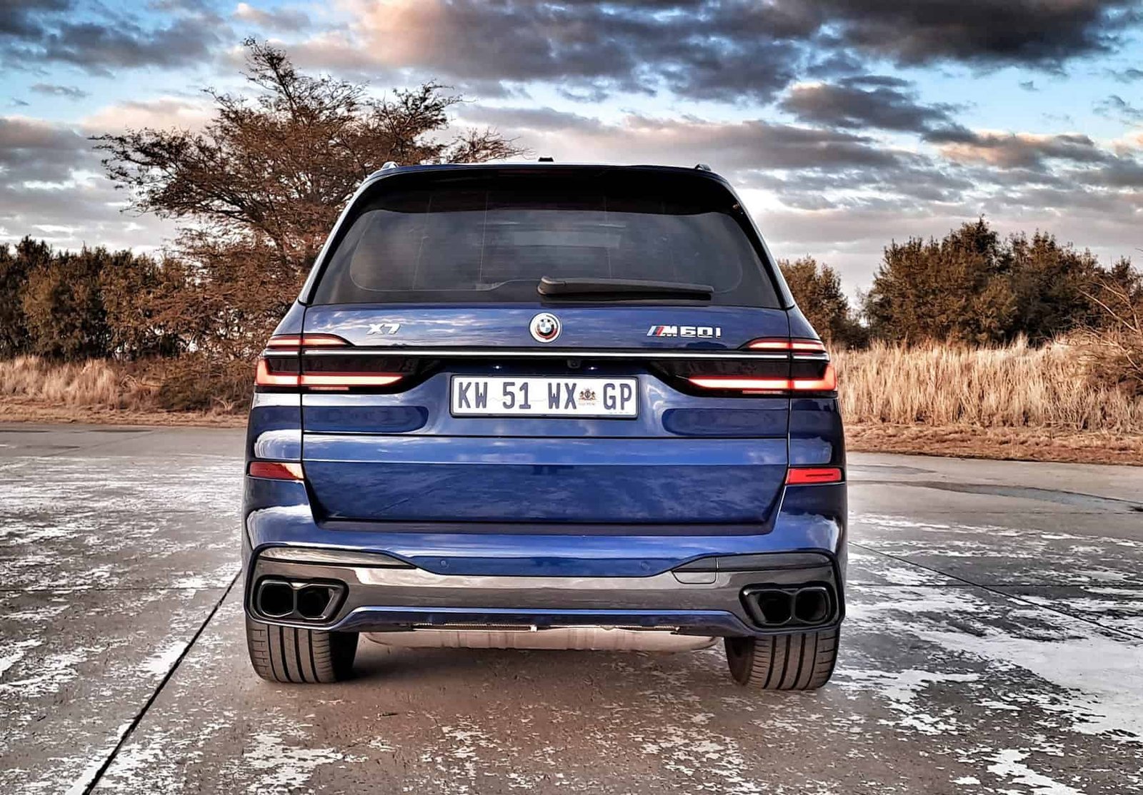 BMW X7 M60i