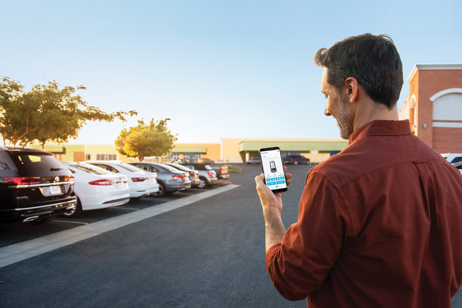 Car-Net_-_Remote_Access-Large-10220