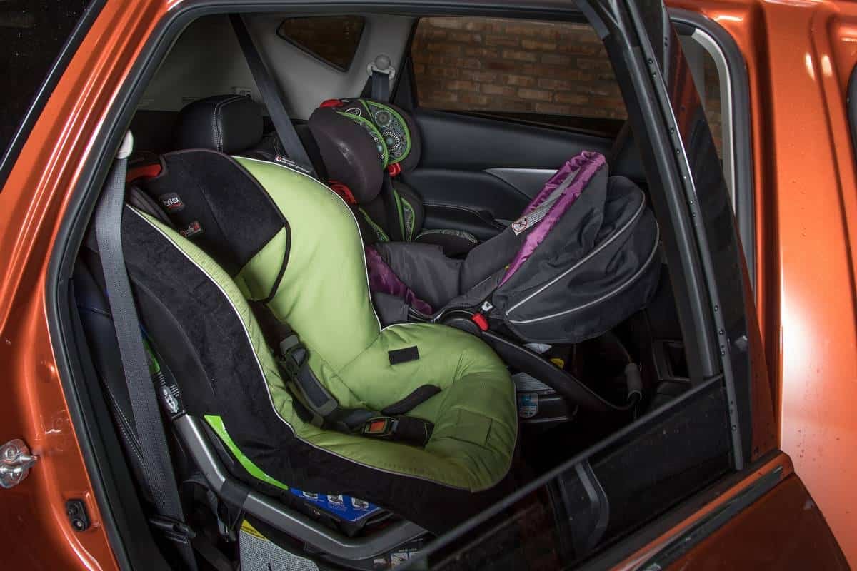2019 Nissan Murano with three child car seats